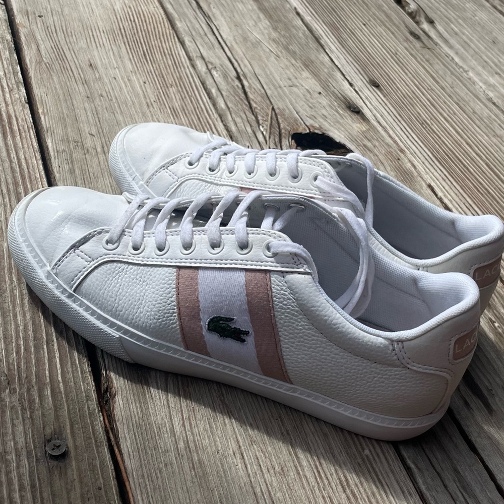 Women's LaCoste Powercourt Graphic Leather Sneakers Sz 6.5 - Picture 4 of 14